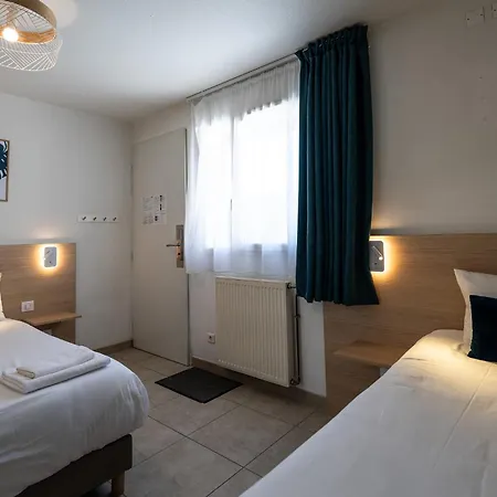 Villa Hotel Gien Buitenkant foto